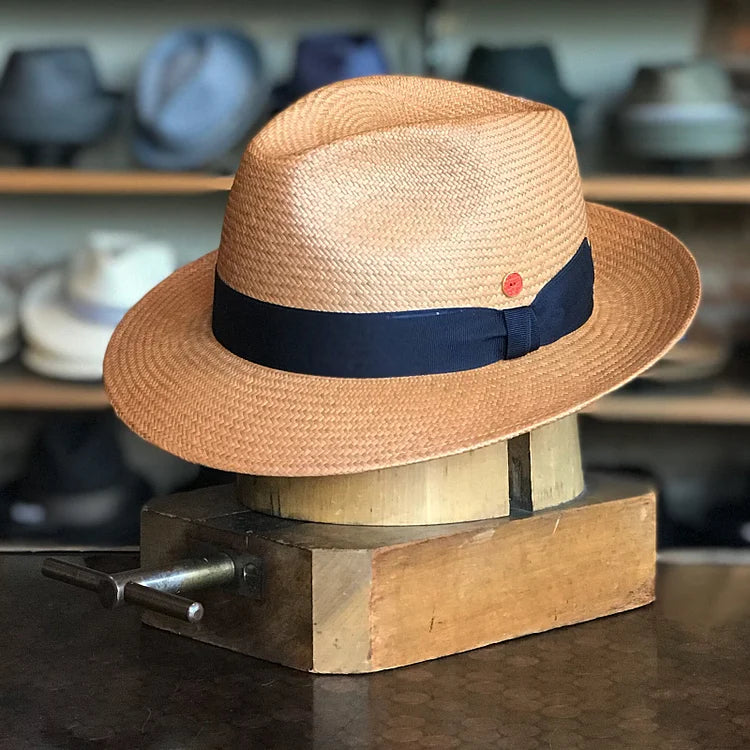 Can be rolls up for packing - Handmade panama hat - Torino